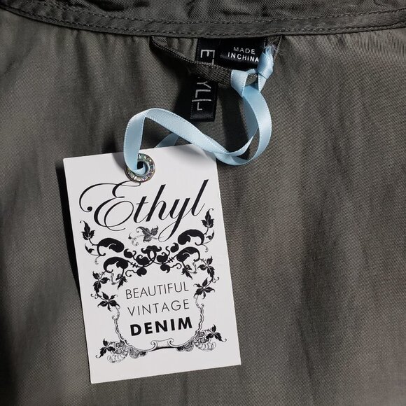 Ethyl Olive Green Ruched Jacket with crystal rhinestone zipper NWT size Large - Picture 10 of 14